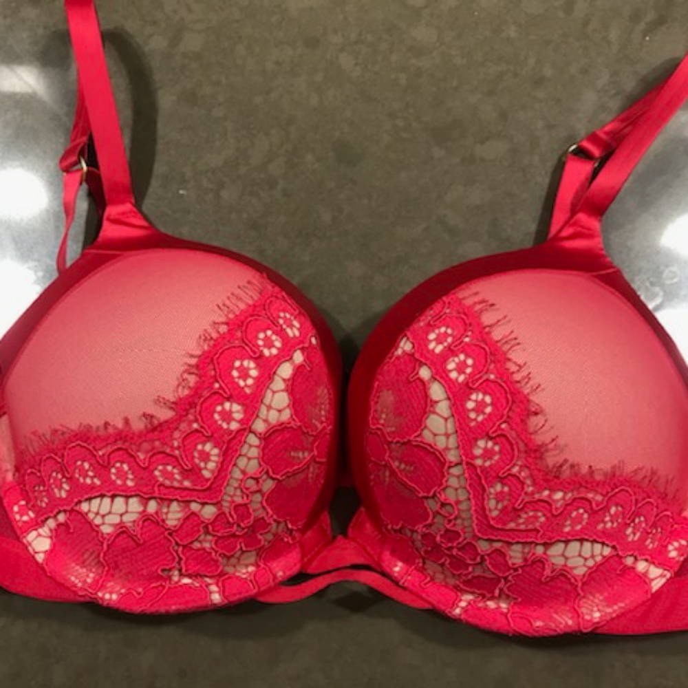Victorias Secret Bombshell Push Up Bra